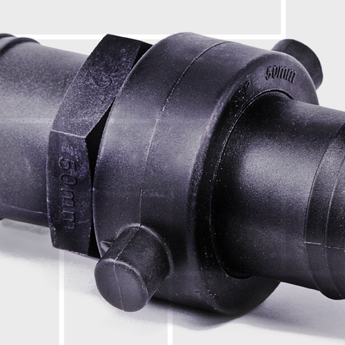 Pin lug couplings water connection